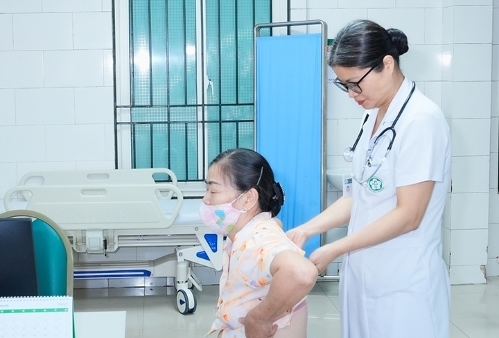 4 dấu hiệu sớm của ung thư vú phụ nữ trẻ hay bỏ qua