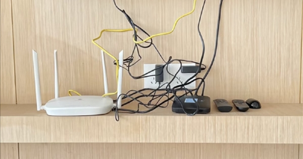 Sơn Chống Sóng WiFi: Có Đáng Để Biến Phòng Thành Lồng Faraday?