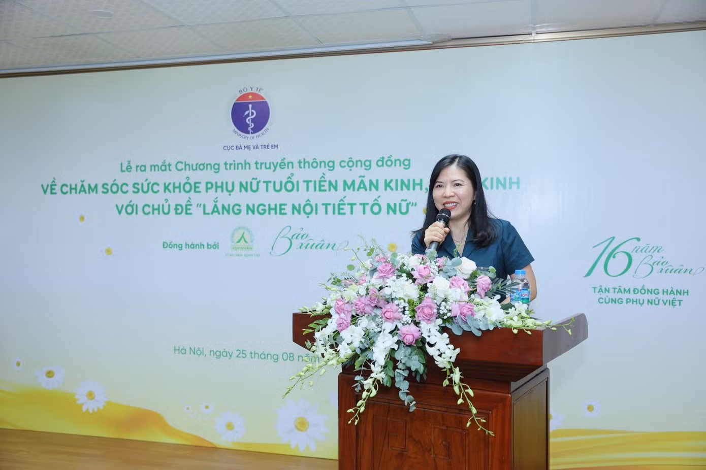“Lắng nghe nội tiết tố nữ”: bước ngoặt trong chăm sóc phụ nữ trung niên