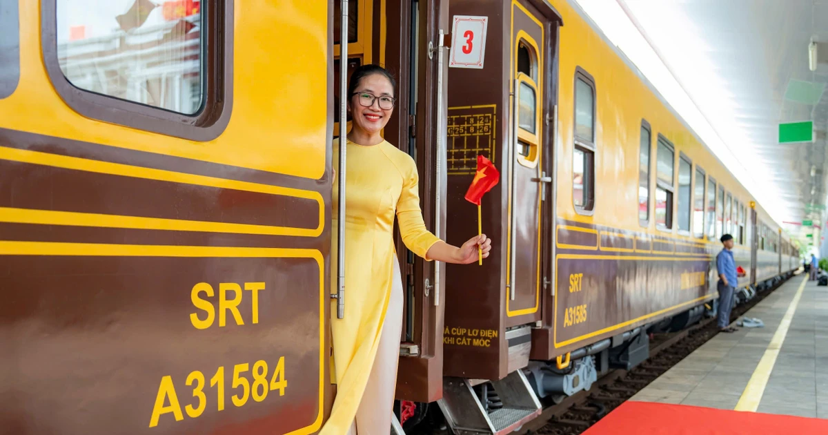 Những trải nghiệm độc đáo trên tàu du lịch Phong Nha - Huế