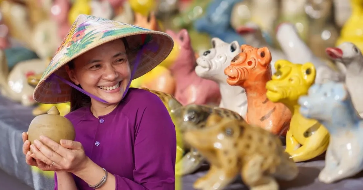 Làng gốm Thanh Hà: giữ hồn gốm trong sức ép hiện đại