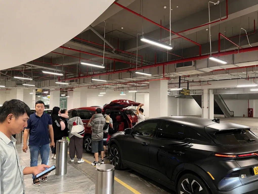 Giá thuê xe tự lái dịp lễ 2/9 tăng vọt: Đặt sớm để không bị hớ