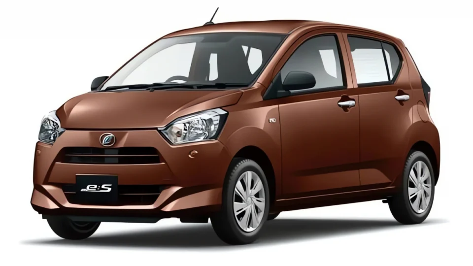 Daihatsu Mira e:S giá rẻ, siêu tiết kiệm xăng có đáng mua?