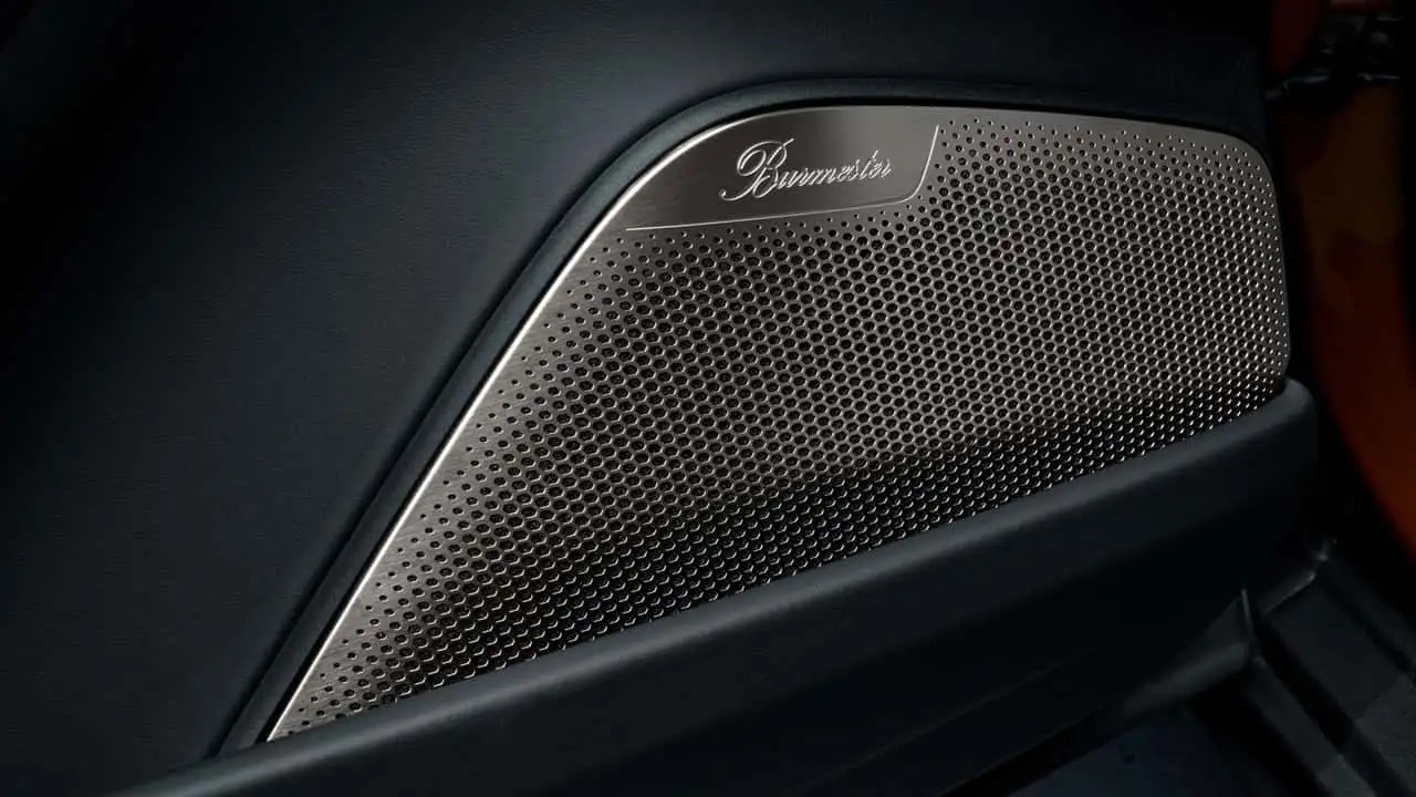 Công nghệ GaN của Porsche và Burmester: Cách mạng khuếch đại âm thanh xe hơi
