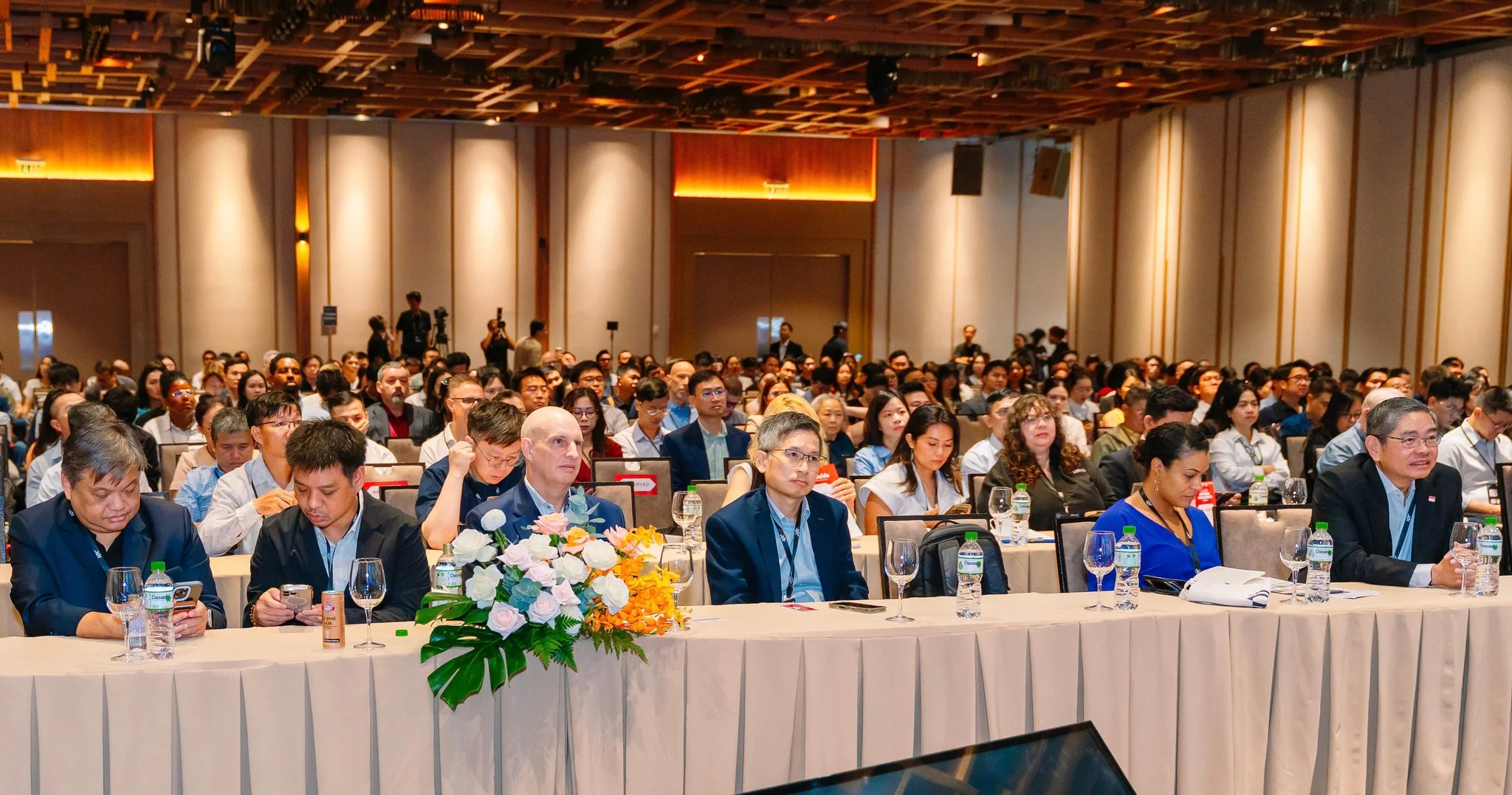 Hơn 1.000 lãnh đạo doanh nghiệp tìm cách đưa AI vào quy trình kinh doanh thực tế