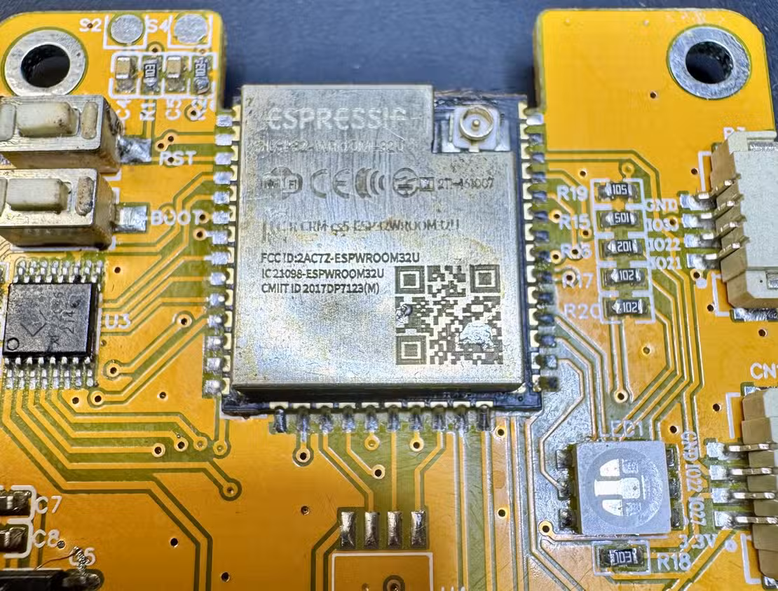 Cảm biến trong kit ESP32 không đáng tin: cách tự kiểm tra và thay thế