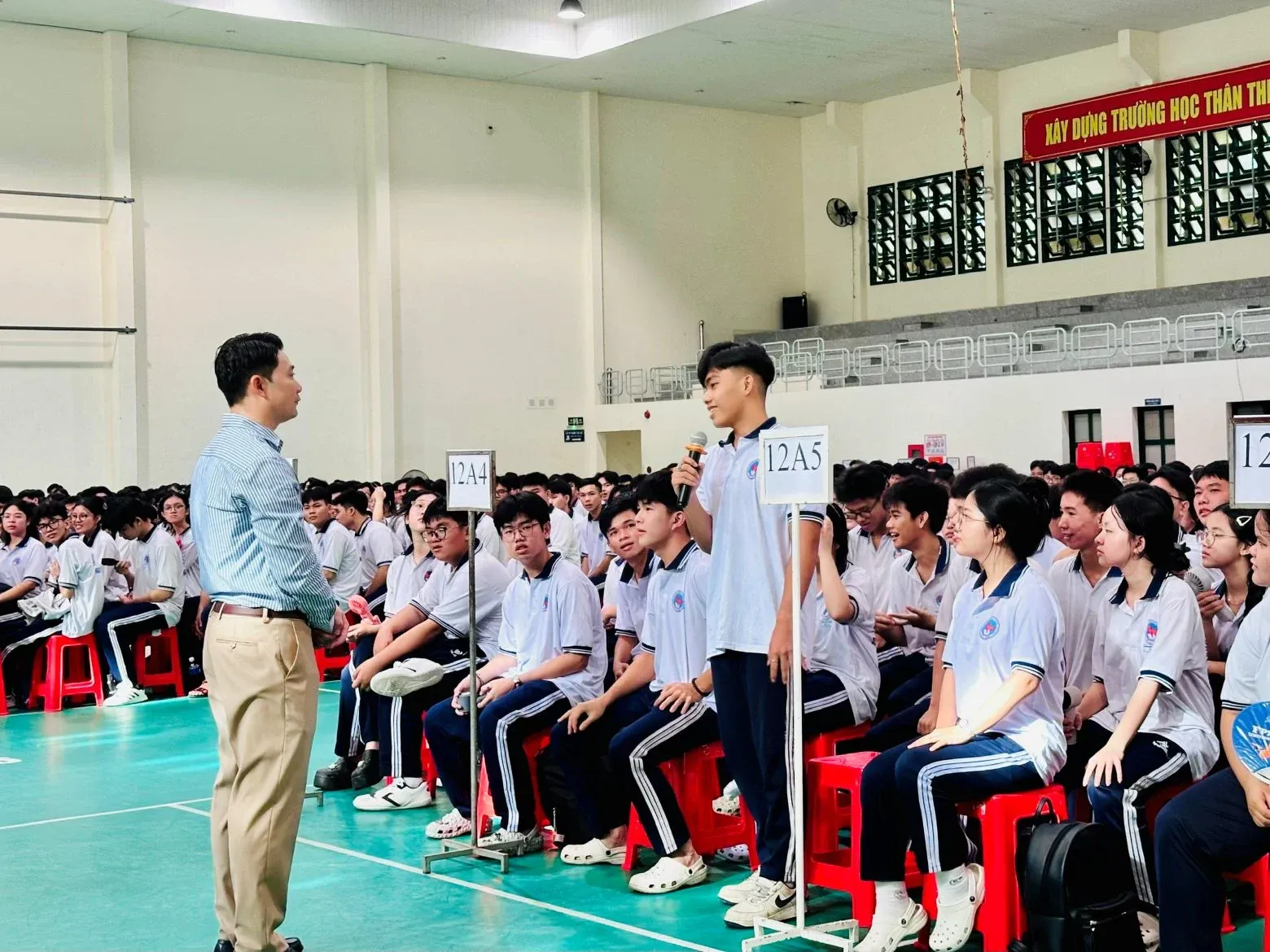 Đại học – công an bắt tay: mô hình mới chống bạo lực mạng xã hội