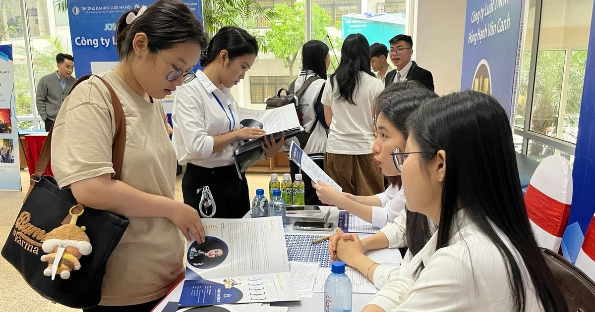 Học sinh điểm cao rẽ hướng sang trường cao đẳng nghề