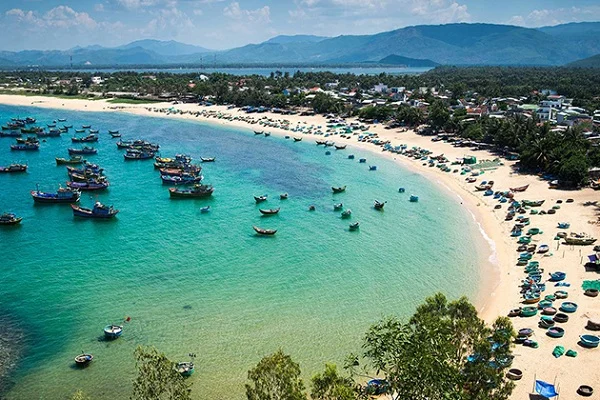 Khám phá di sản lịch sử dịp lễ 2/9 với ngân sách thông minh