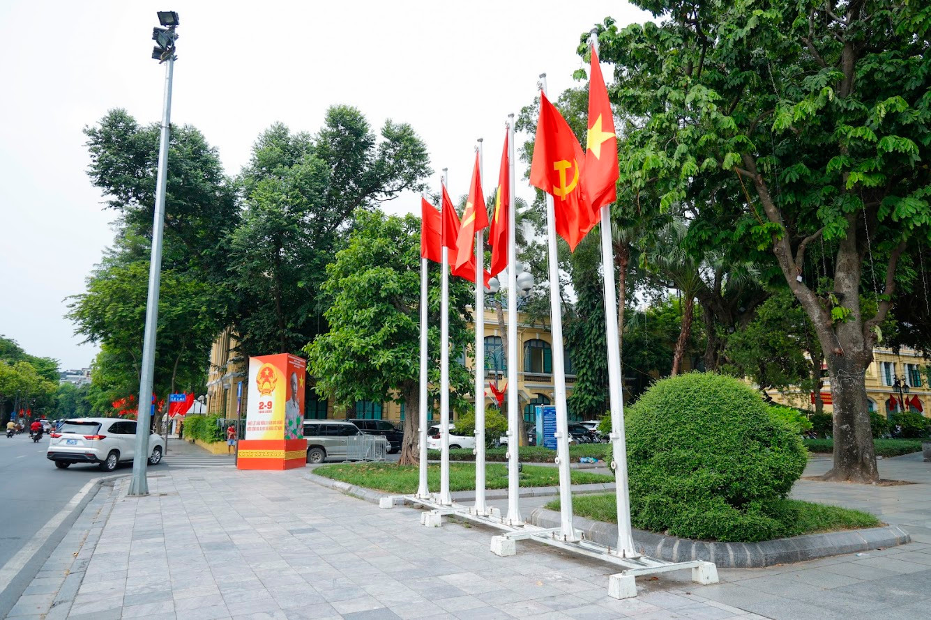 Hướng dẫn tối ưu xe buýt và metro miễn phí dịp lễ 2/9