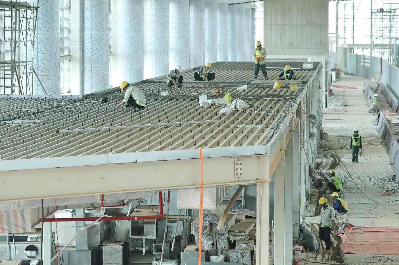 Sân bay Long Thành tăng tốc xuyên lễ để giữ mốc hoàn thành giai đoạn một