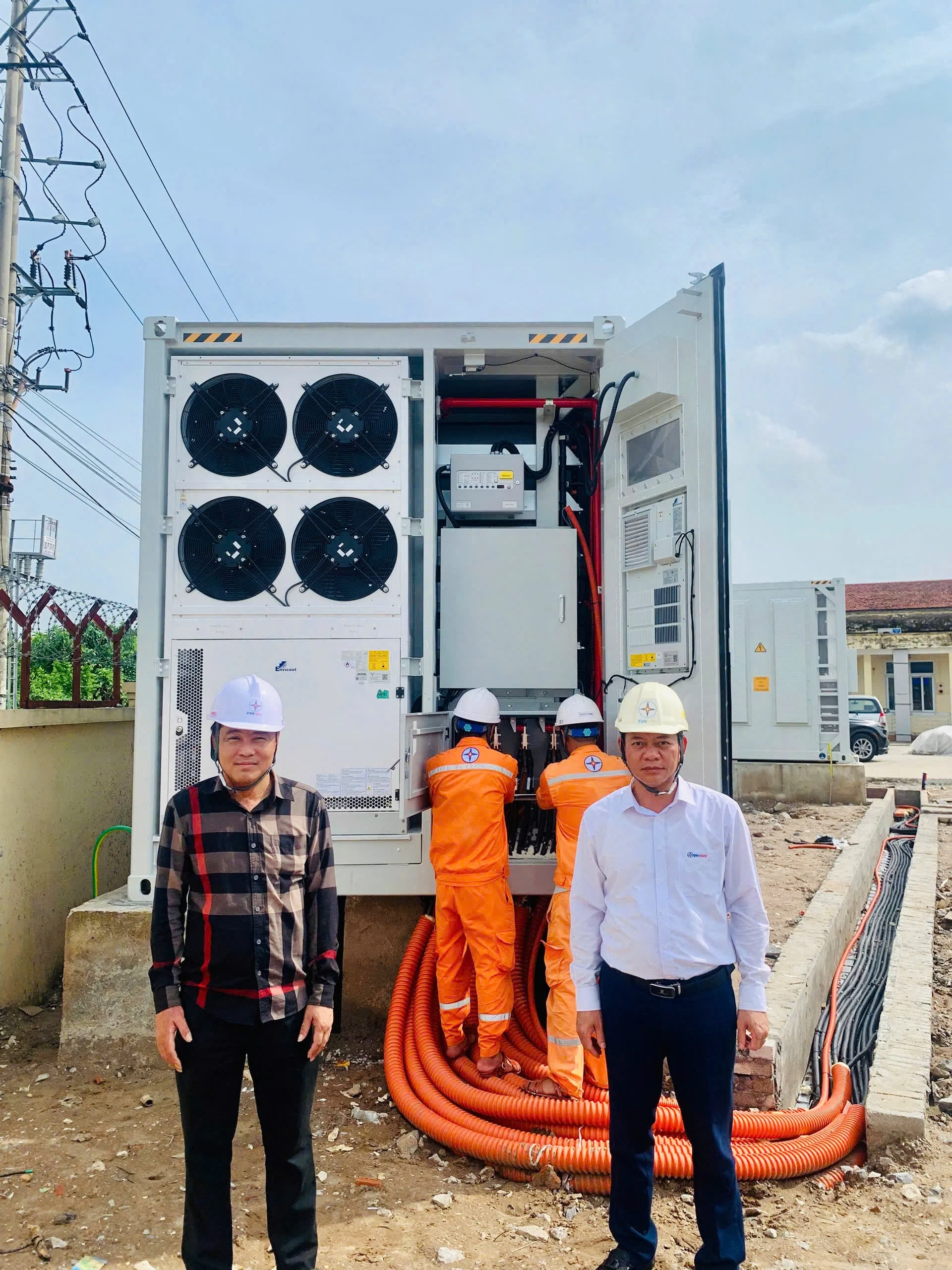 Việt Nam tăng tốc phát triển hệ thống lưu trữ pin để ổn định lưới điện