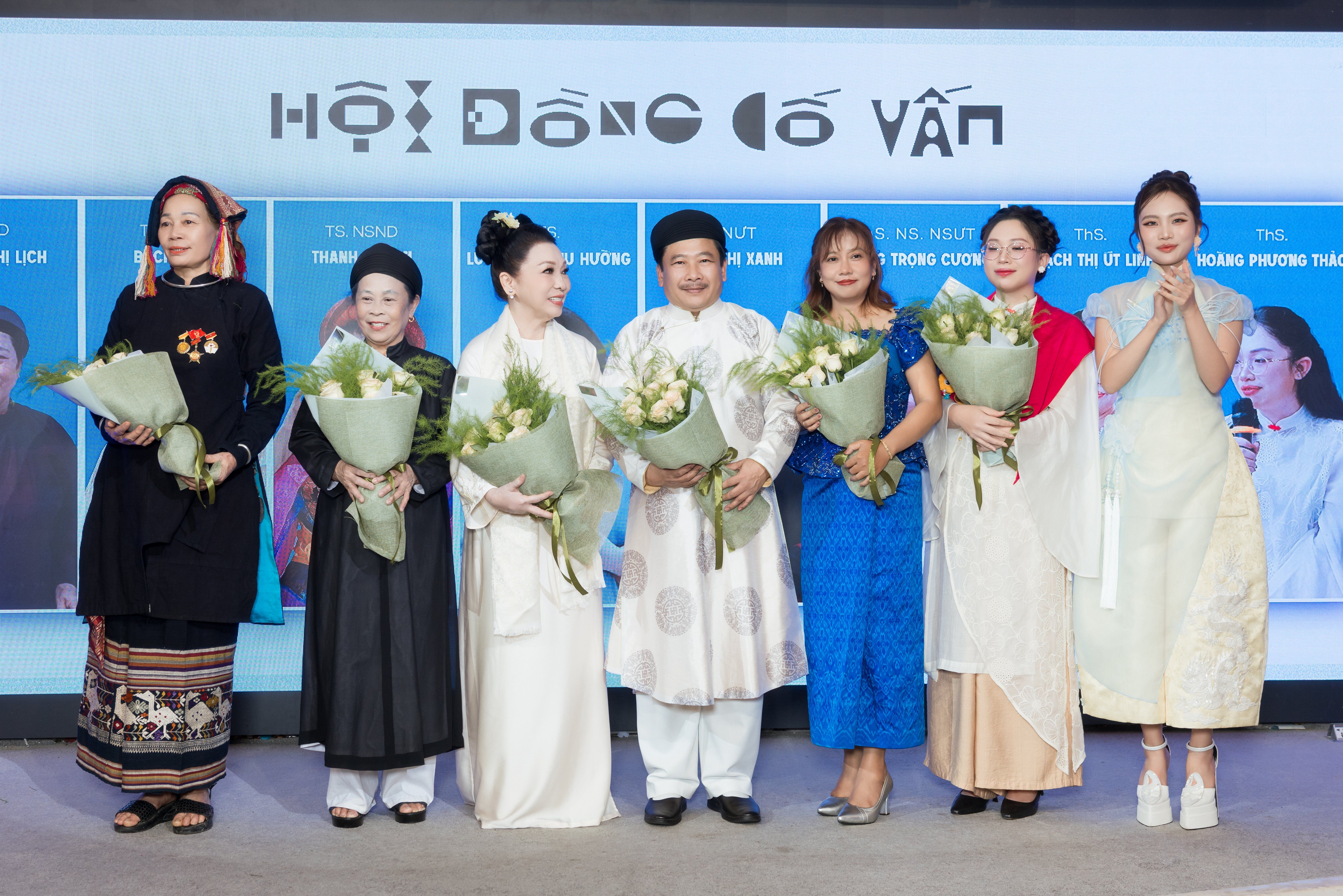 Phương Mỹ Chi và album ‘Dân Chơi Dân Ca’: pop hóa nhạc ba miền Việt