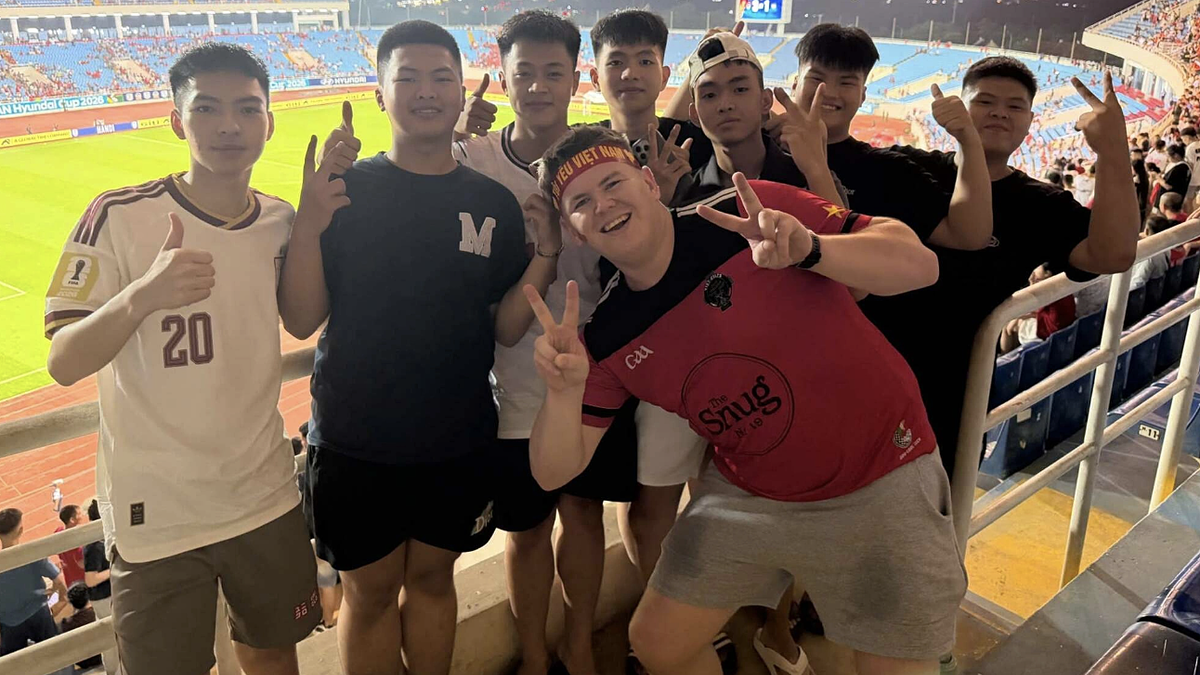 Từ Hà Nội đến Bangkok: Hành trình du lịch cổ vũ ASEAN Cup