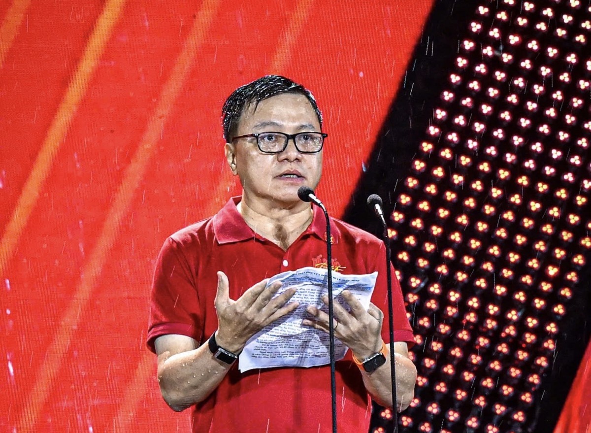 “Tổ quốc trong tim”: Khi concert yêu nước trở thành hiện tượng văn hóa