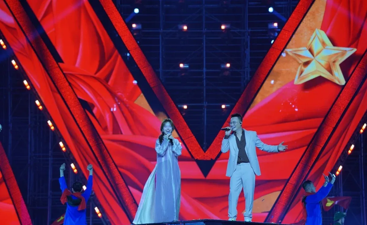 40.000 khán giả tại concert 'Tổ quốc trong tim': Khi âm nhạc yêu nước biến cảm xúc thành sức mạnh cộng đồng