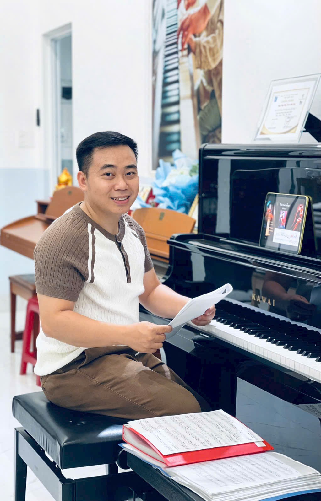 Từ nghề y tế đến phòng tập piano: Những hành trình tái sinh sự nghiệp