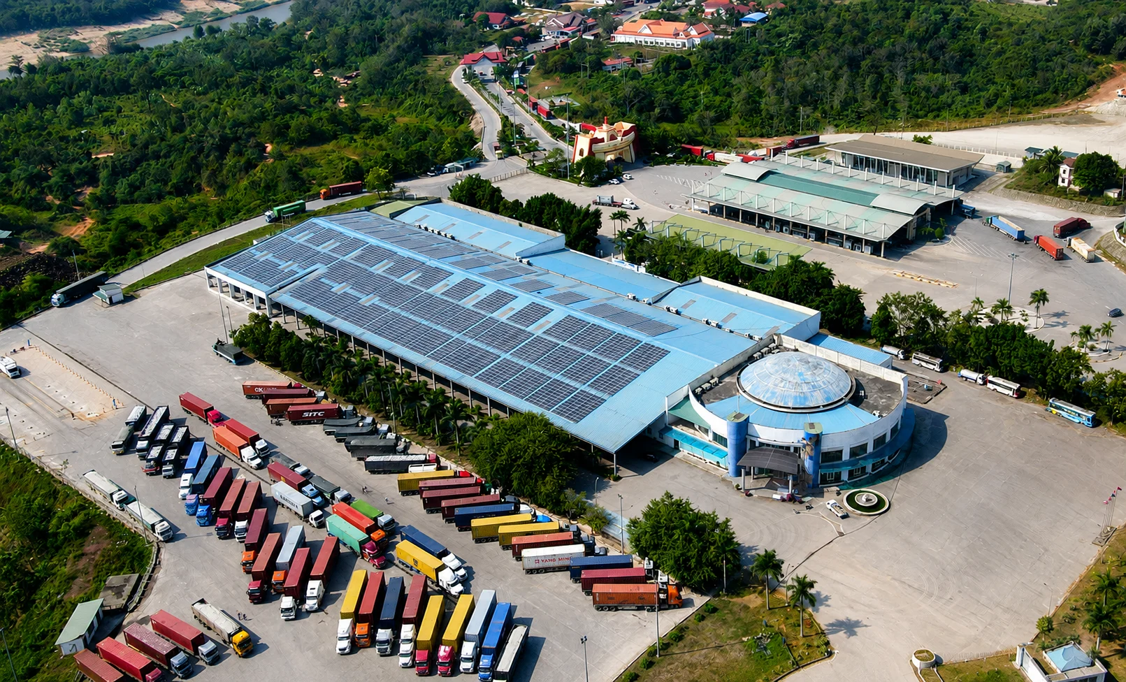Quảng Trị mở trục logistics biển mới từ Hòn La đến Mỹ Thủy