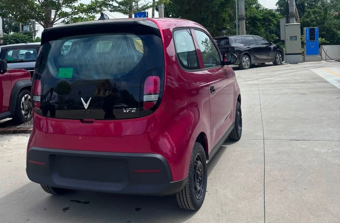 VinFast VF 2: xe điện mini 89 triệu đang cập bến đại lý