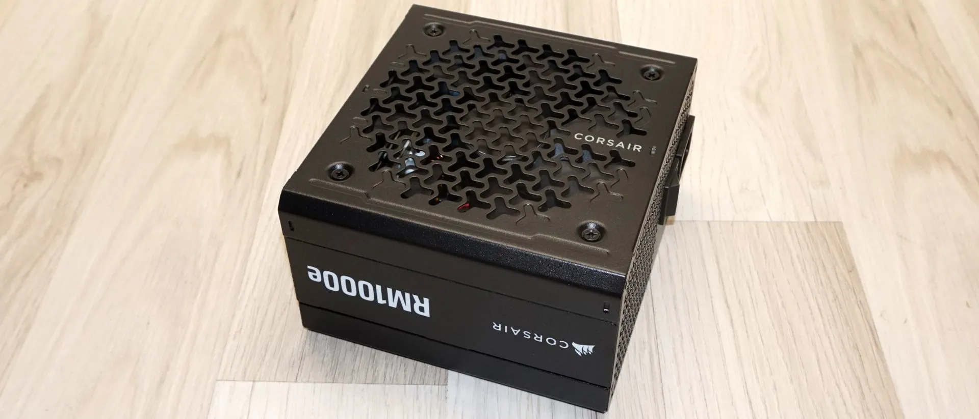 Corsair RM1000e vs be quiet! Dark Power Pro 14 IO 1600W