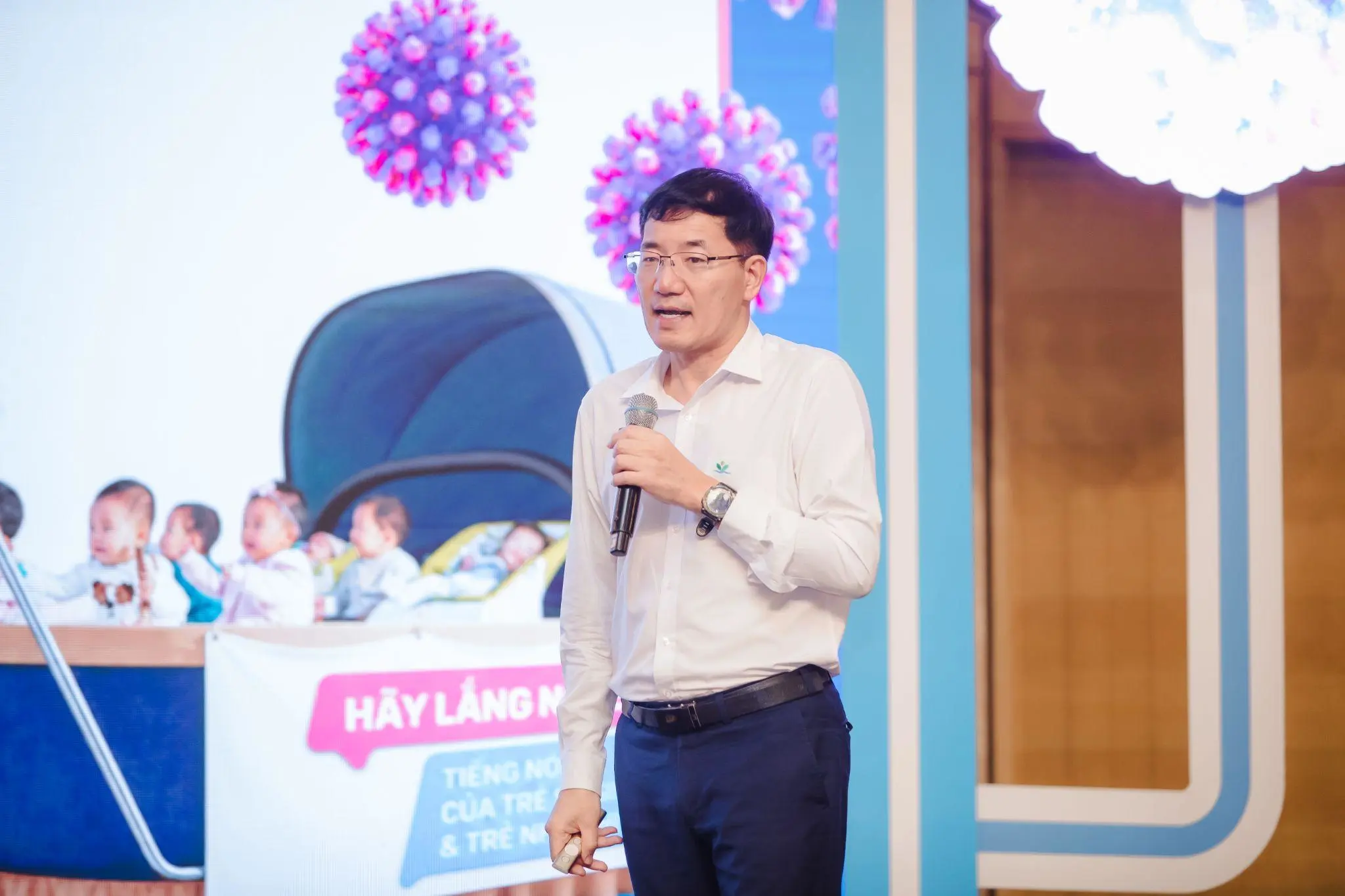 Phòng ngừa RSV cho trẻ dưới 1 tuổi: Cha mẹ không thể chậm trễ