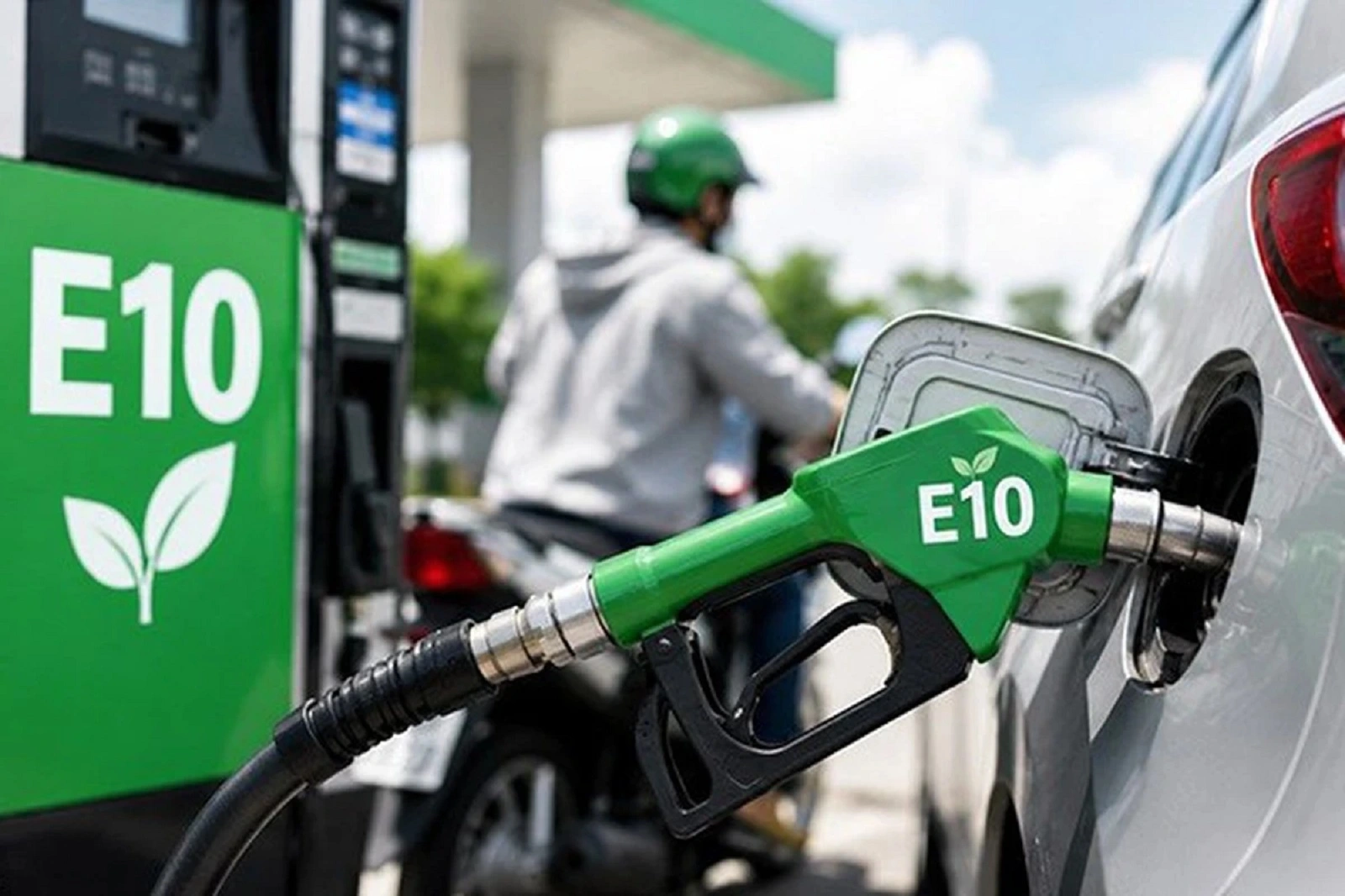 Xăng E10 và những điều chủ xe cần biết để bảo dưỡng xe đúng cách