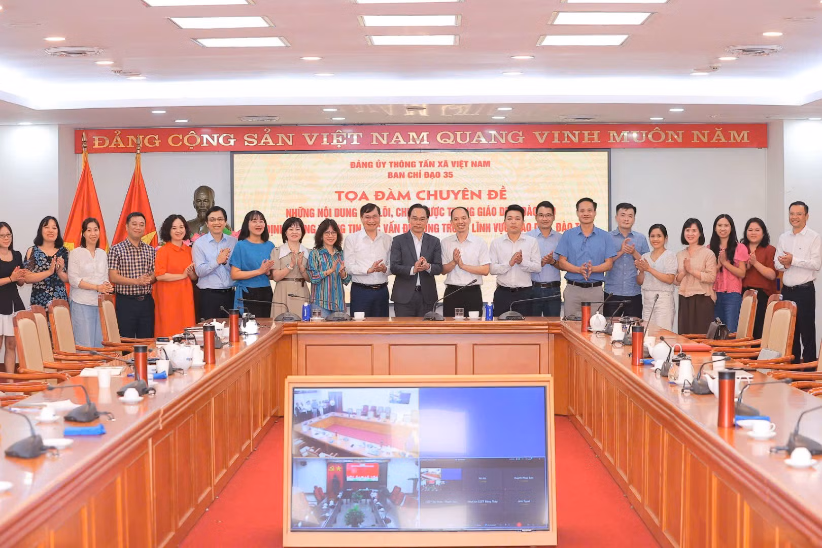 Giảm áp lực học sinh: phải sửa từ gốc hệ thống giáo dục