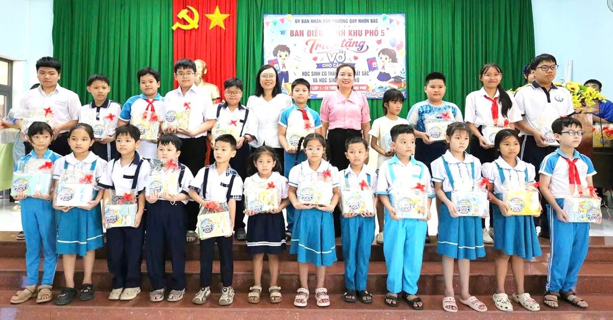 Hơn 620 triệu đồng học bổng cho học sinh vùng biên giới: cơ hội và khoảng trống