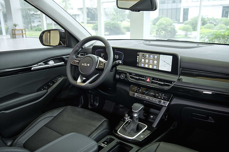 Kia Seltos giảm giá chạm đáy: khi SUV gầm cao rẻ hơn sedan hạng B