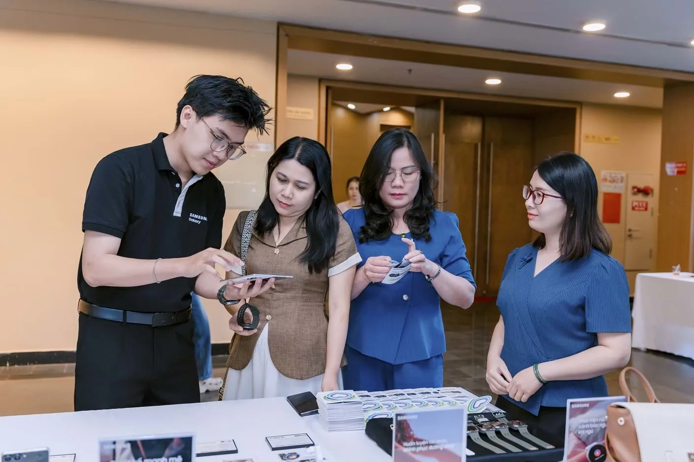 Thiết bị đeo thông minh kết hợp AI: Khi dữ liệu sức khỏe trở thành hành động phòng bệnh