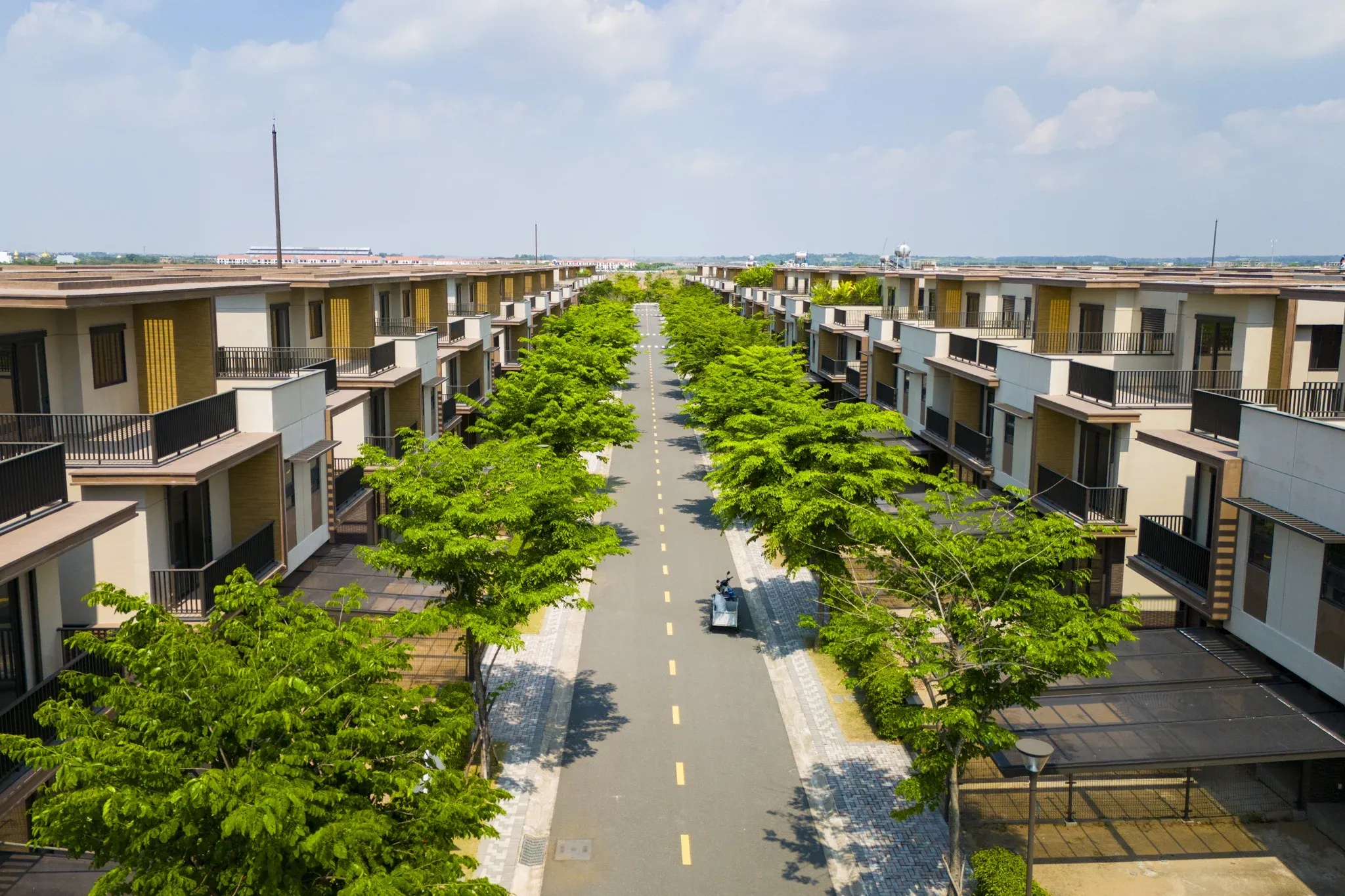 Hạ tầng giao thông đa cực đang tái định hình bản đồ bất động sản khu vực