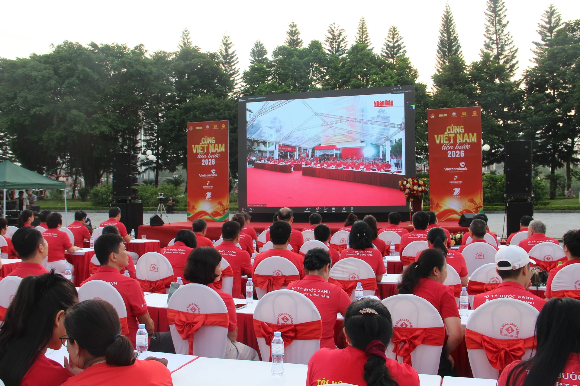 38.000 người hòa nhịp: khi phong trào đi bộ cộng đồng thành kỷ lục tập thể