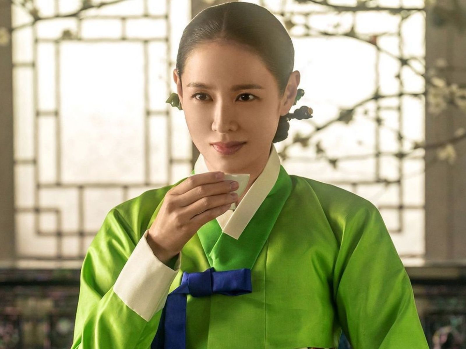 Son Ye-jin tái xuất phim cổ trang với The Scandal trên Netflix