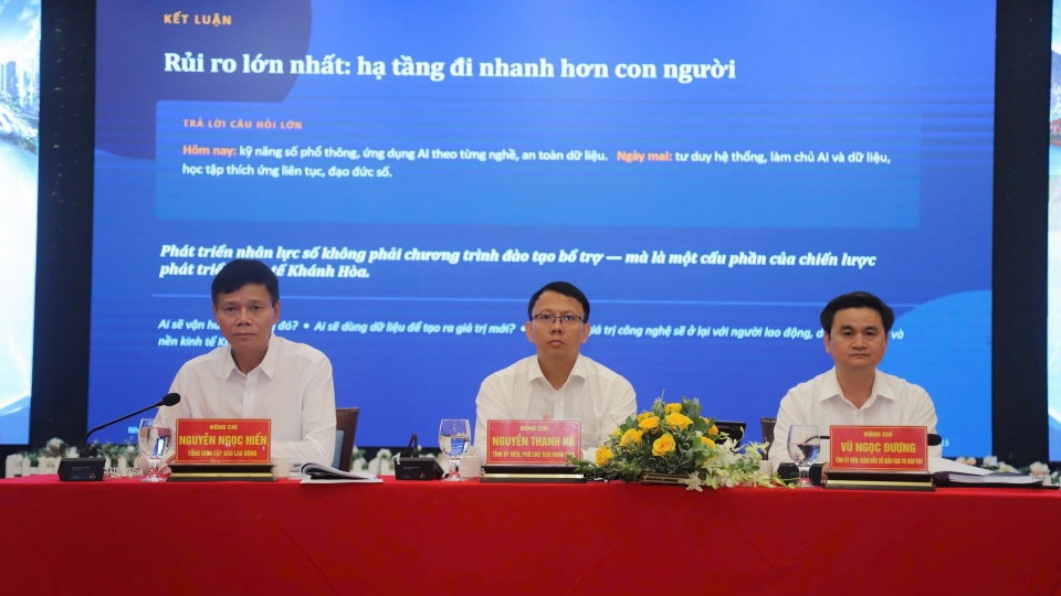 Khánh Hòa chi 78,6 tỷ phát sách giáo khoa miễn phí: Quyết định đúng nhưng cần làm chặt