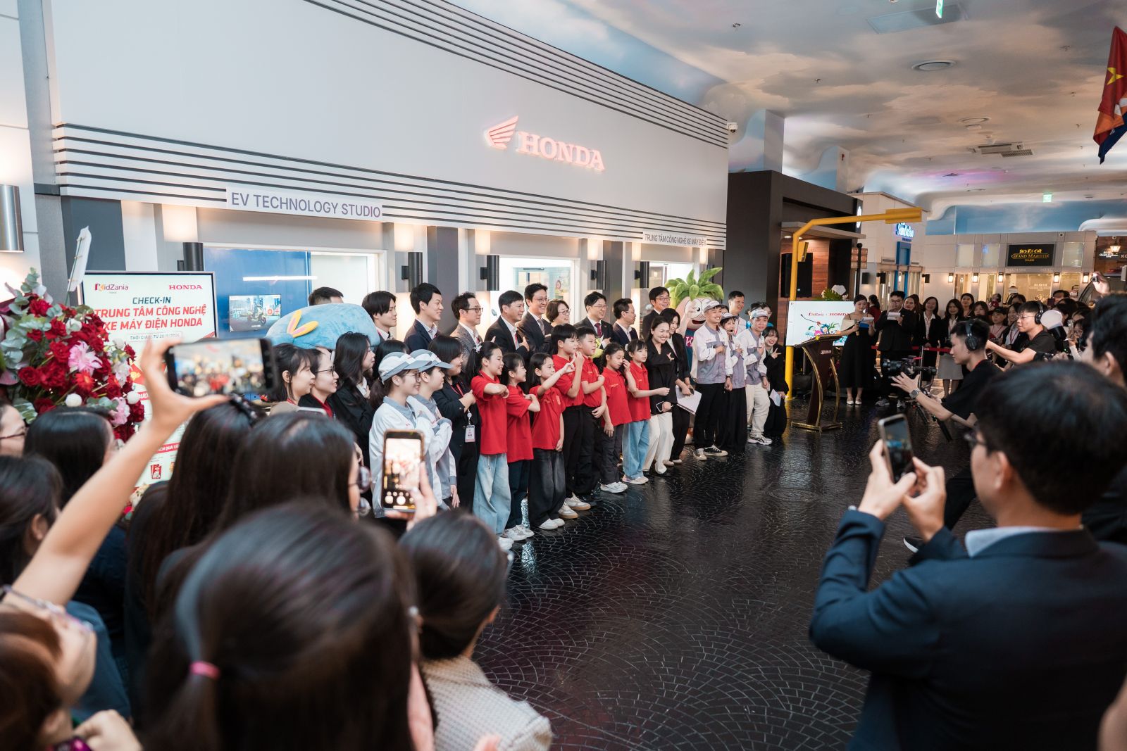 Trung tâm công nghệ xe máy điện Honda: Sân chơi STEM sống động cho trẻ tại KidZania Hà Nội