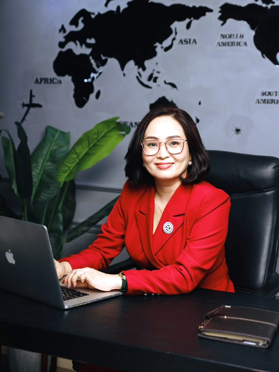 Những chiêu lừa bán sách giáo khoa phổ biến và cách phụ huynh tự bảo vệ