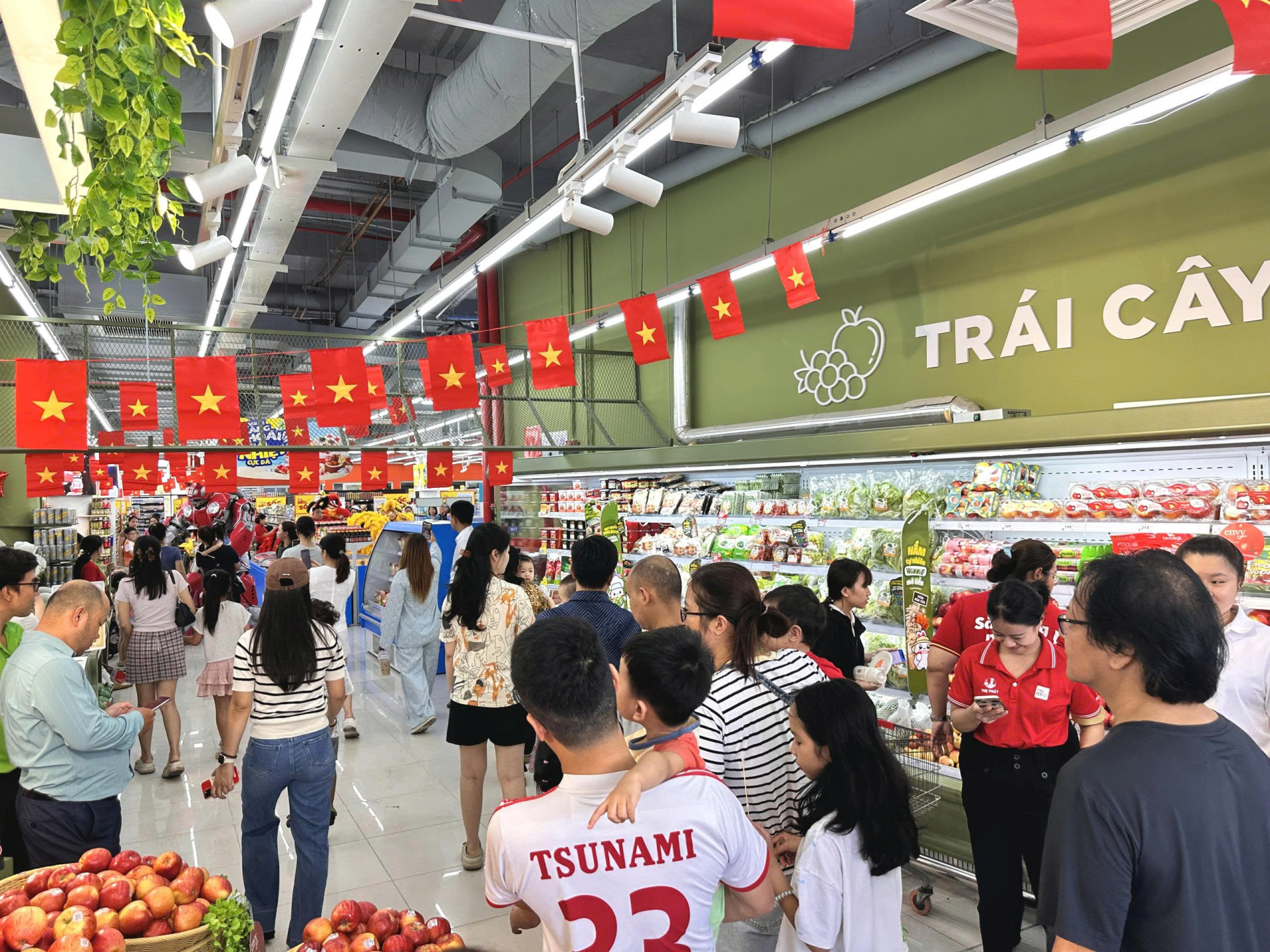 Mua sắm dịp Quốc khánh 2/9: Hướng dẫn săn giảm giá tới 50% ở siêu thị