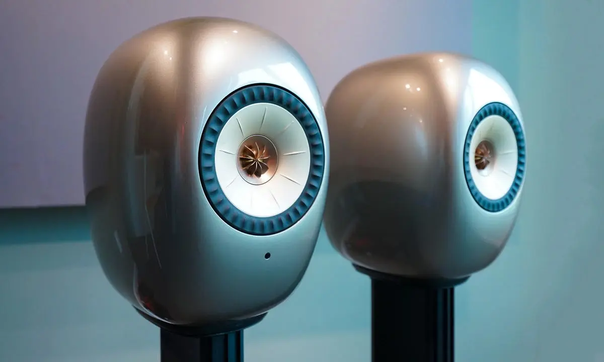 KEF LS Luxe: loa không dây cao cấp cho người nghe khó tính