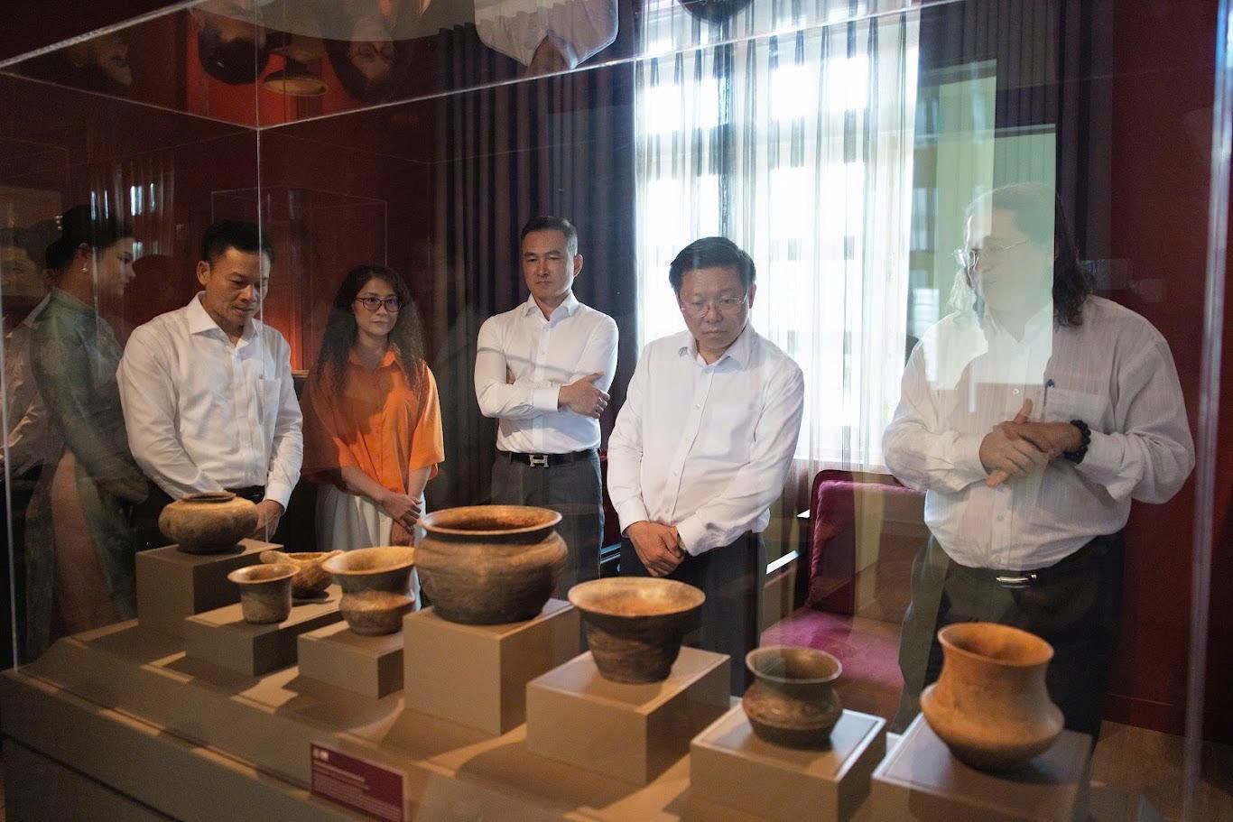 Triển lãm “Báu vật từ Cội nguồn”: khi di sản gốm Việt lên tiếng