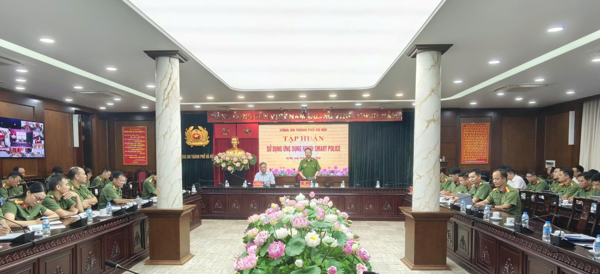 Ứng dụng cảnh sát thông minh: Khi công an ở ngay trong điện thoại