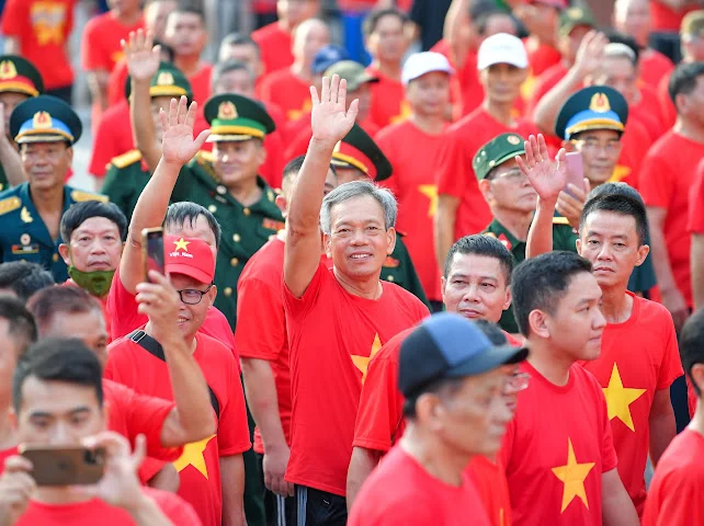 1,7 triệu người cùng bước: cú hích cho phong trào đi bộ xanh