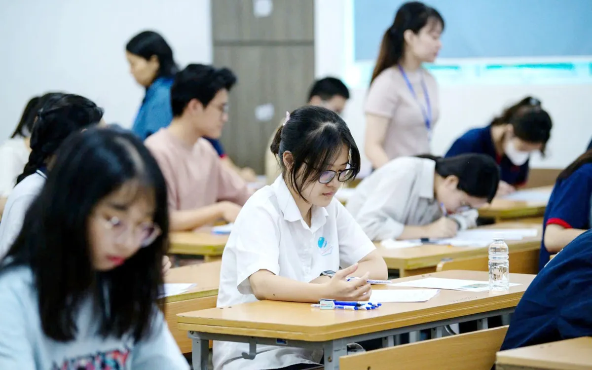 Camera, máy dò kim loại và chấm thi số hóa: Kỳ thi học sinh giỏi sẽ thay đổi ra sao?