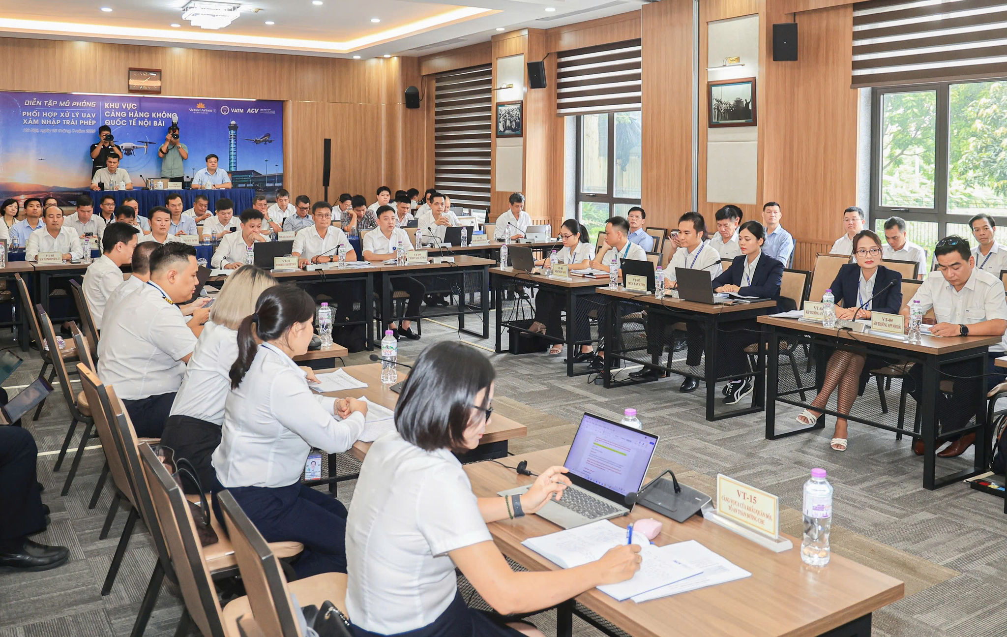 Khi drone xâm nhập vùng cấm sân bay: bài kiểm tra căng thẳng cho an ninh hàng không