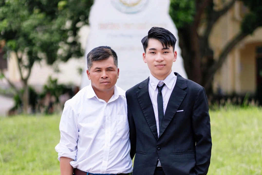 Học sinh vùng cao Nghệ An: Từ rẻo cao đến đỉnh cao tri thức