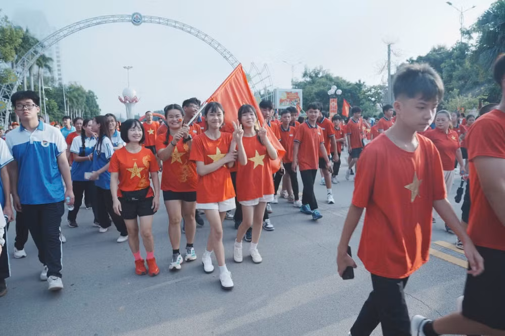 38.000 người hòa nhịp: khi phong trào đi bộ cộng đồng thành kỷ lục tập thể