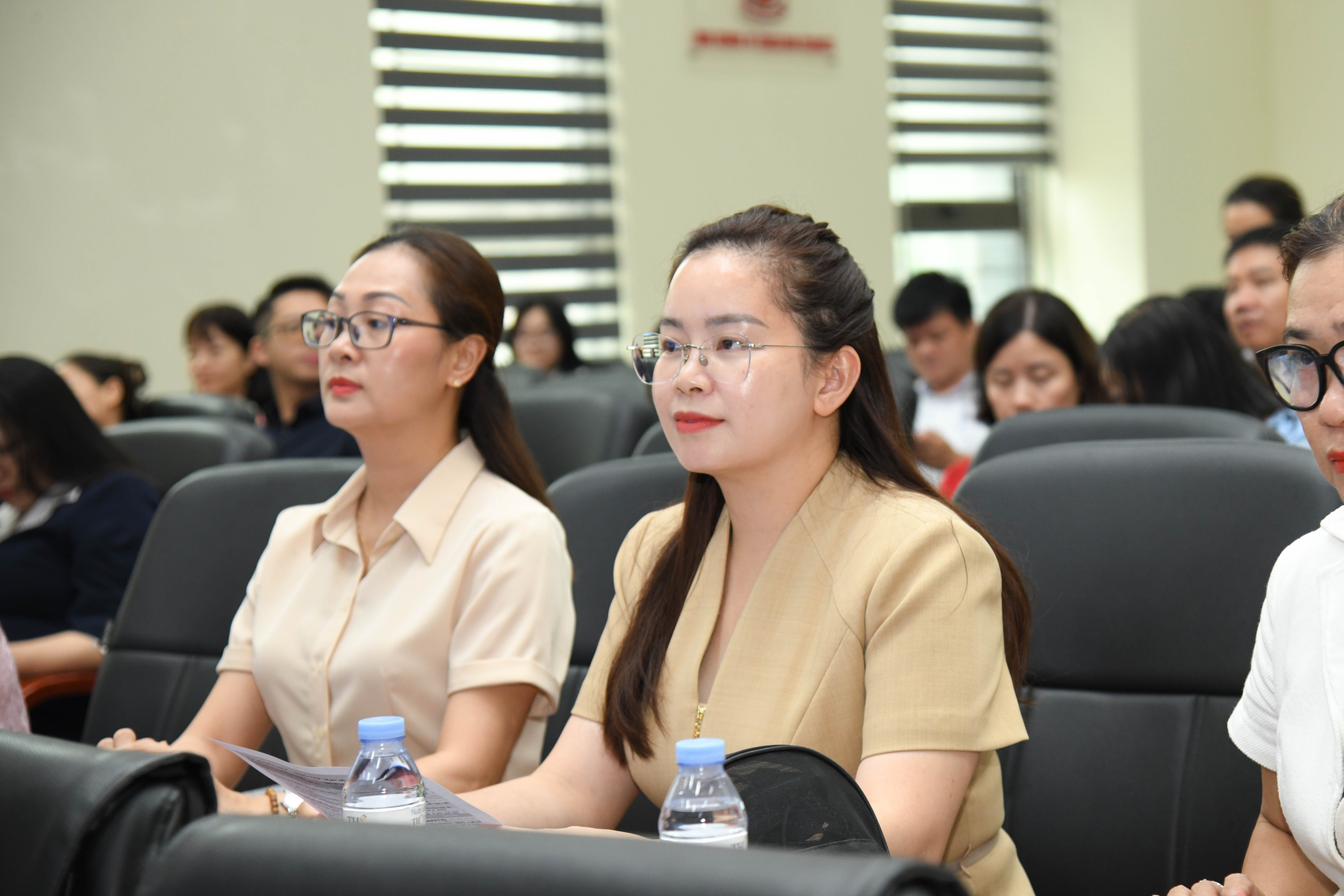 Các chương trình chăm sóc sức khỏe tâm thần cho sinh viên: Từ nhận diện cảm xúc đến tái tạo năng lượng