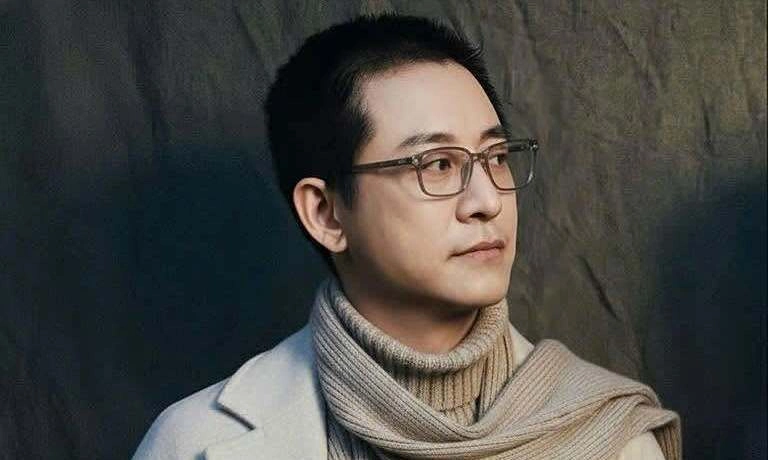 Tuấn Hưng sang Mỹ: Khi một ca sĩ huyền thoại chọn sống chậm