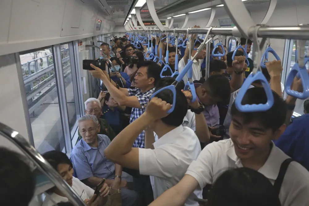 Tăng 761 chuyến xe buýt, metro miễn phí dịp 2/9: Cách đi lại tiết kiệm ở TP.HCM