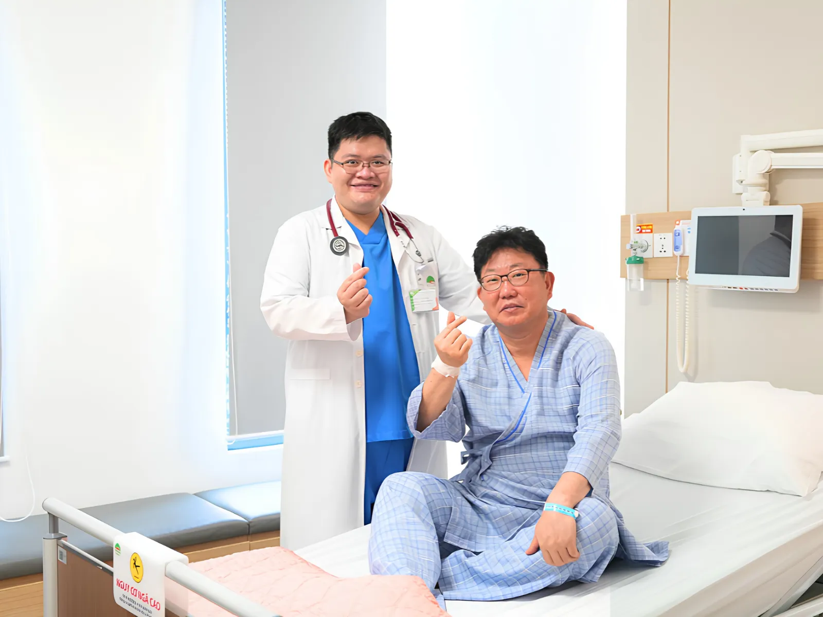 Năm phút sơ cứu ngừng tim và can thiệp mạch vành quyết định sự sống