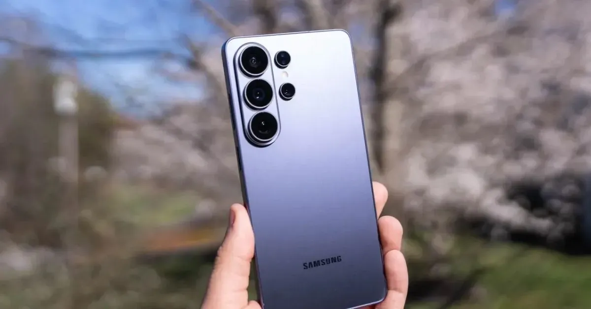 Galaxy S26 Ultra thành điện thoại Android bán chạy nhất: vì sao người dùng nên quan tâm?